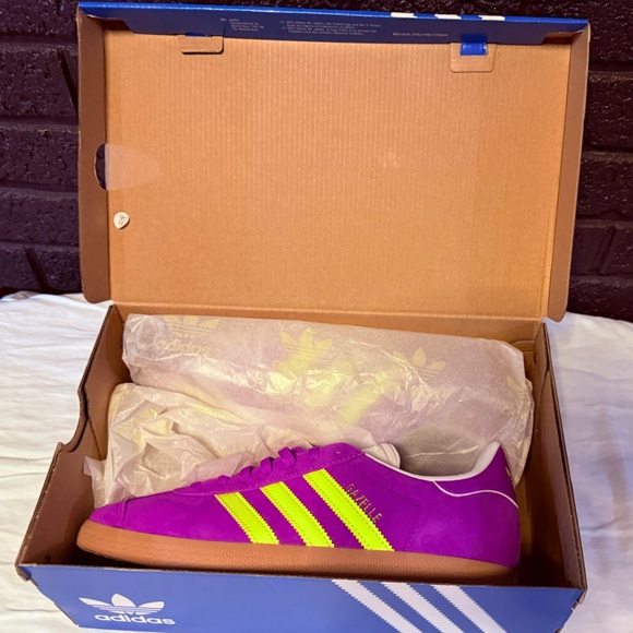 Adidas Originals Gazelle Purple Burst/Solar Yellow/Off White Womens Sz 9.5 - Picture 2 of 8